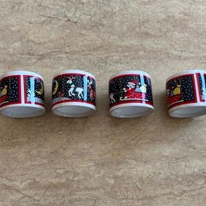 VTG Epoch Napkin Ring 2  Sets of 4 Christmas Holiday Red Green White Ceramics